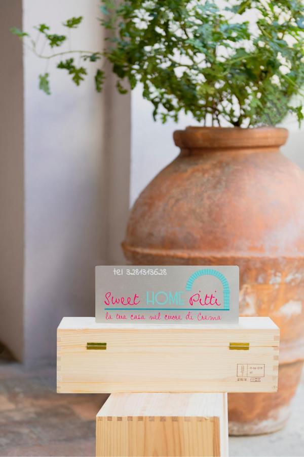Sweet Home Pitti Crema Luaran gambar